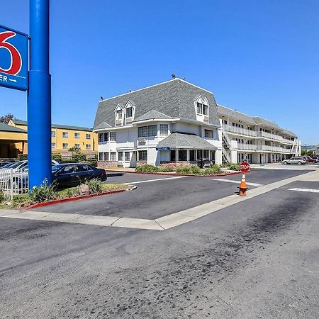 Motel 6-Oakland, Ca - Airport Luaran gambar
